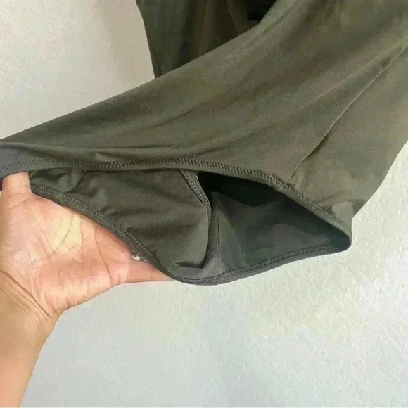 City‎ Chic Women’s Olive Green Ithaca Mesh V Neck One Piece Swimsuit Size L - Picture 3 of 9